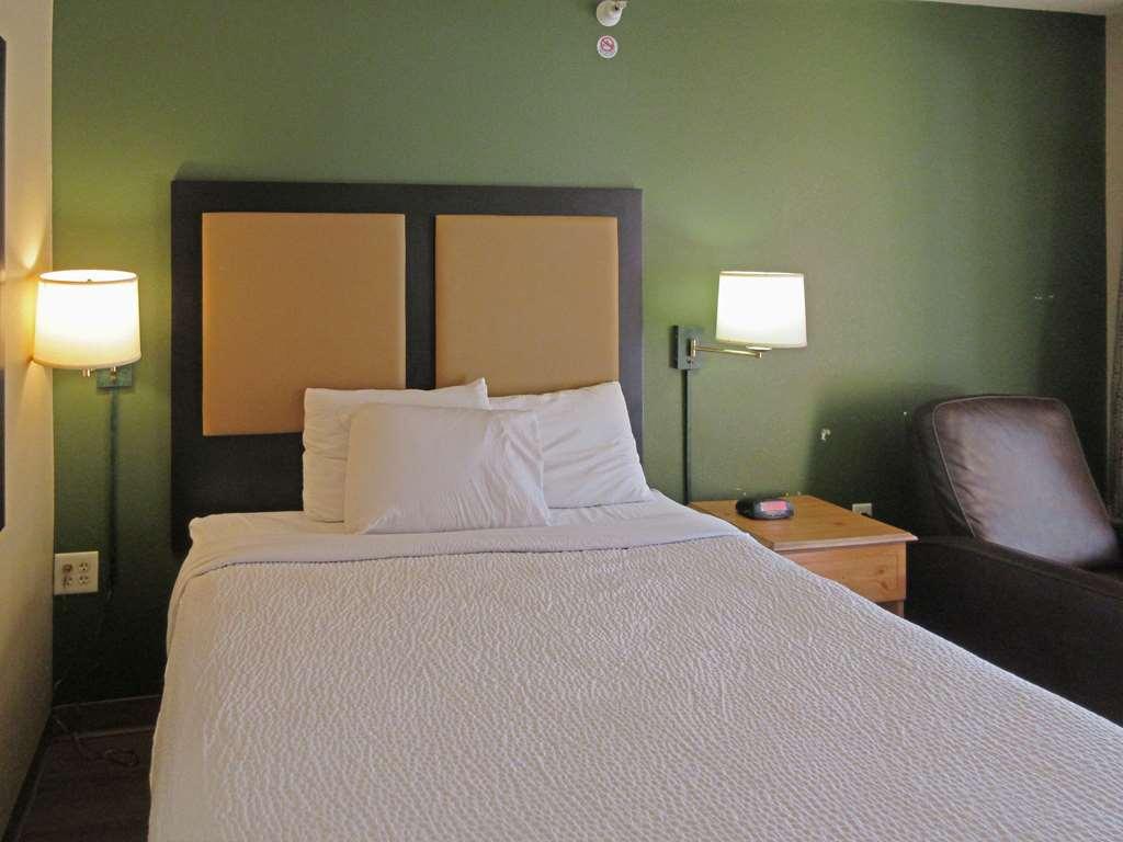 Suburban Studios Raleigh - Crabtree Valley 部屋 写真